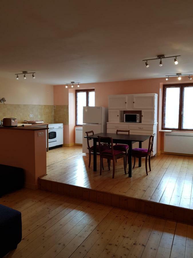 Gite Micha Apartamento Saint-Lothain Exterior foto